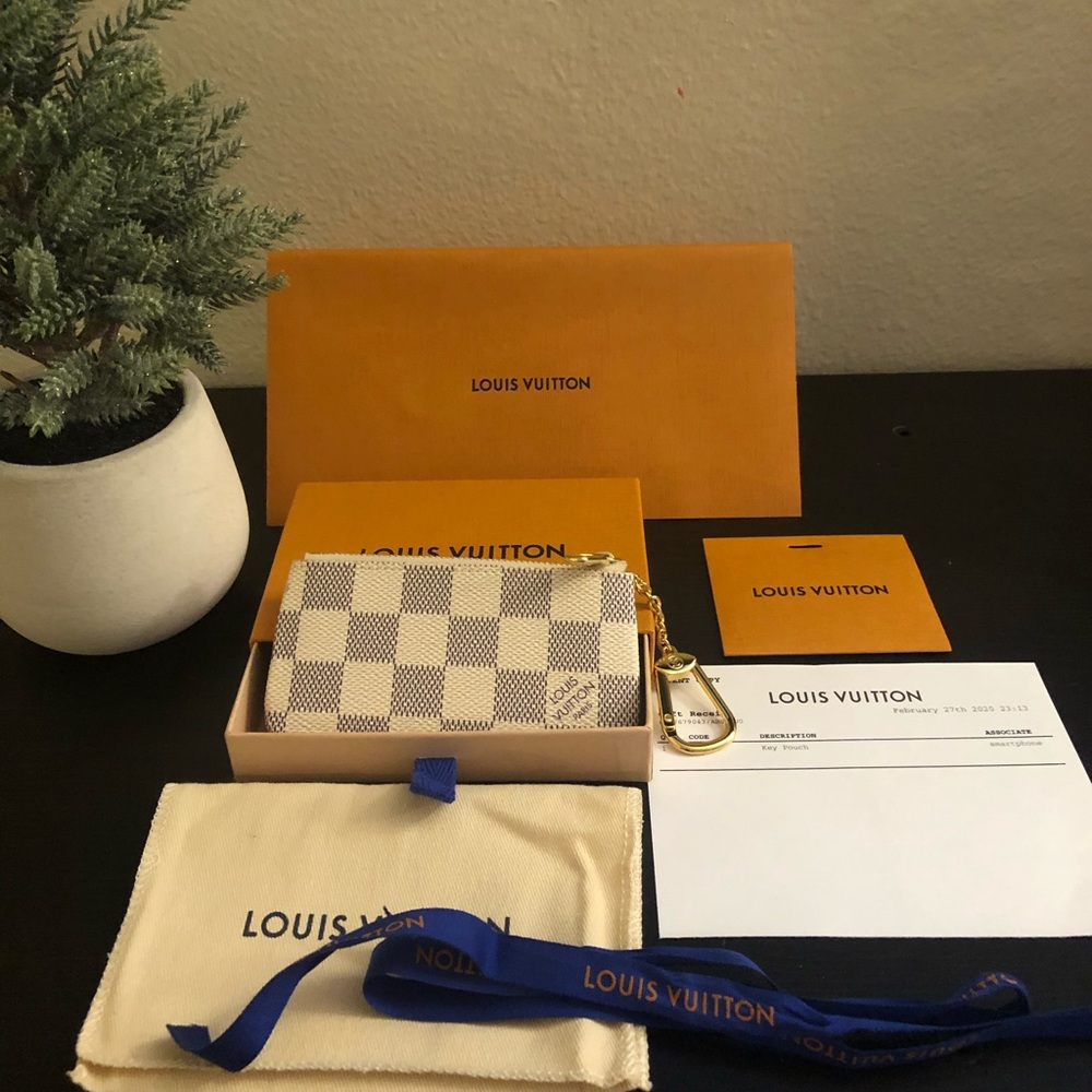 NWT Louis Vuitton Damier Azur Key Pouch